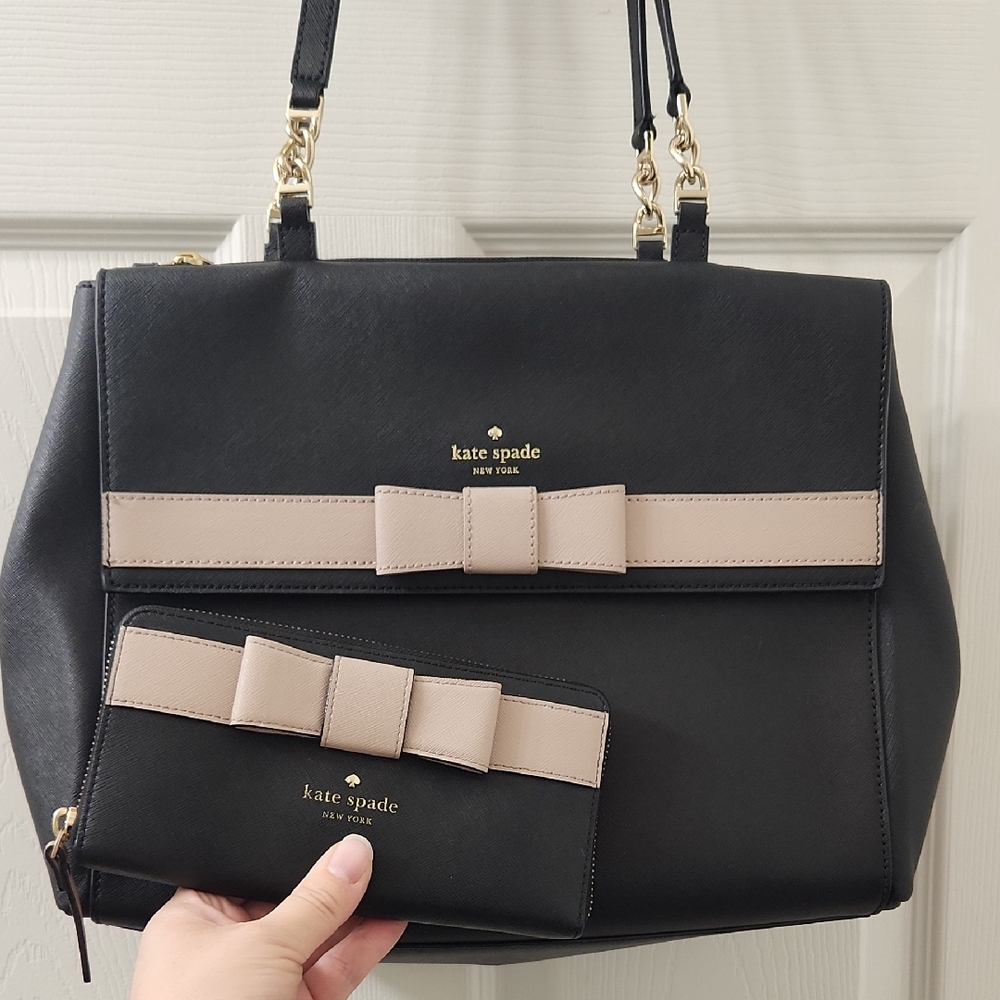 Kate Spade Black and Cream Shoulder Bag And Wallet Set